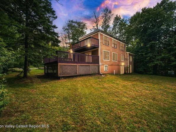 4 Berne Court, Woodridge, NY 12789