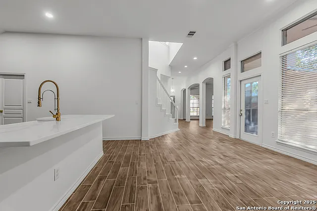 111 Westwood Way — Photo 14