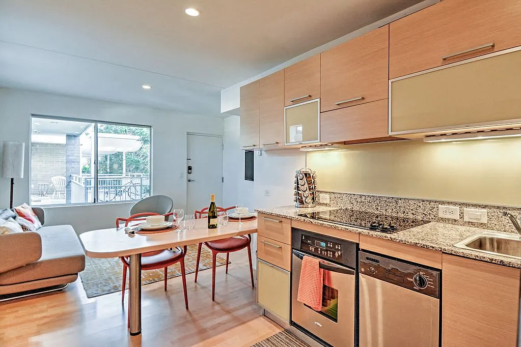 The Regency Apartment Homes — Photo 4