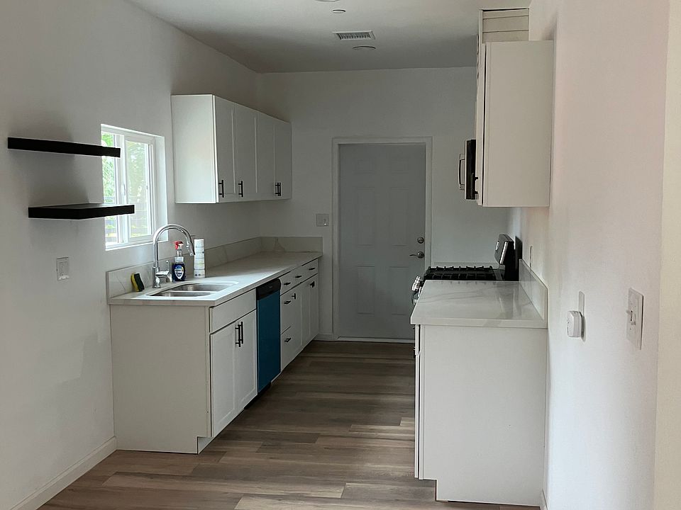 2nd image of 11216 Bonita Ln