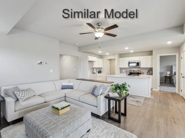 551 NW Rockwood Ln, Grimes, IA 50111