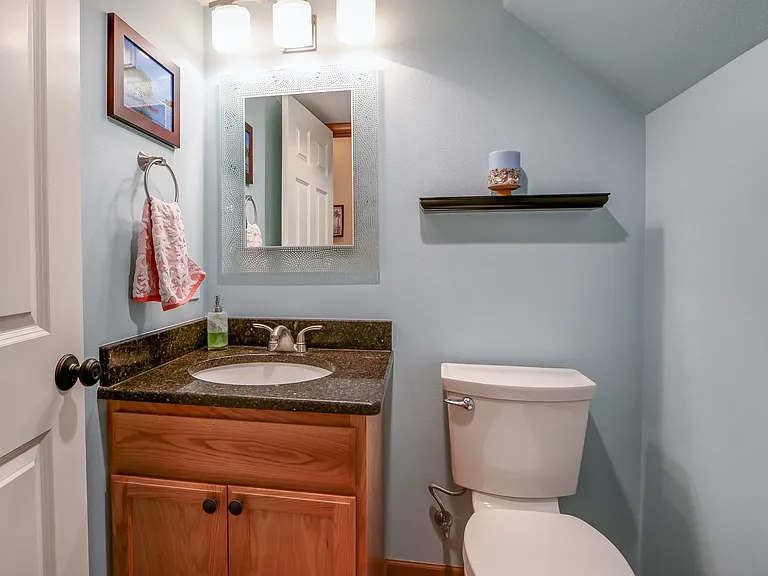 10595 NE Kingston Meadows Cir — Photo 6