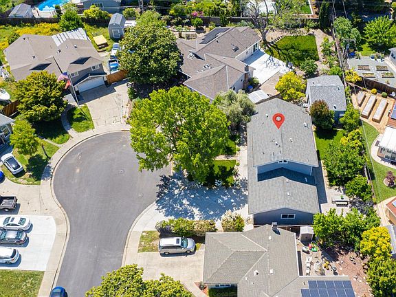 4th image of 3835 Phoenix Ct