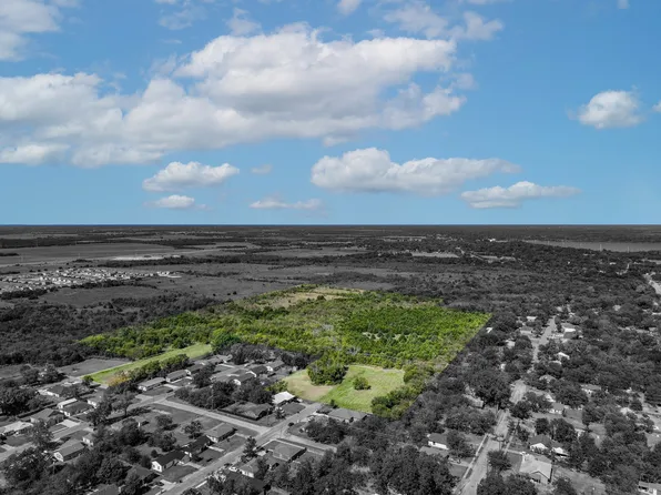 1500 Wellington St, Greenville, TX 75401