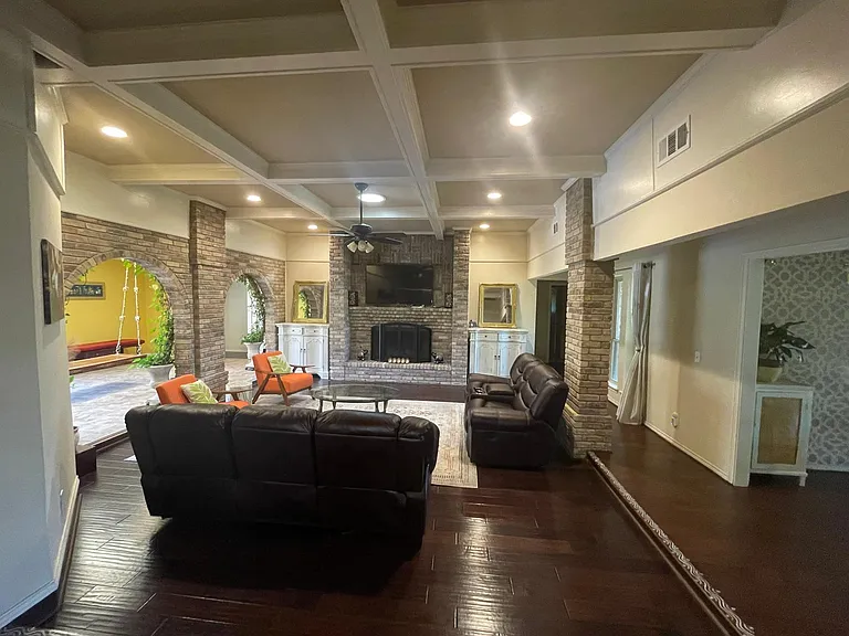 3612 Cross Bend Rd — Photo 7