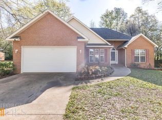 104 Quinelle Dr, Perry, GA 31069