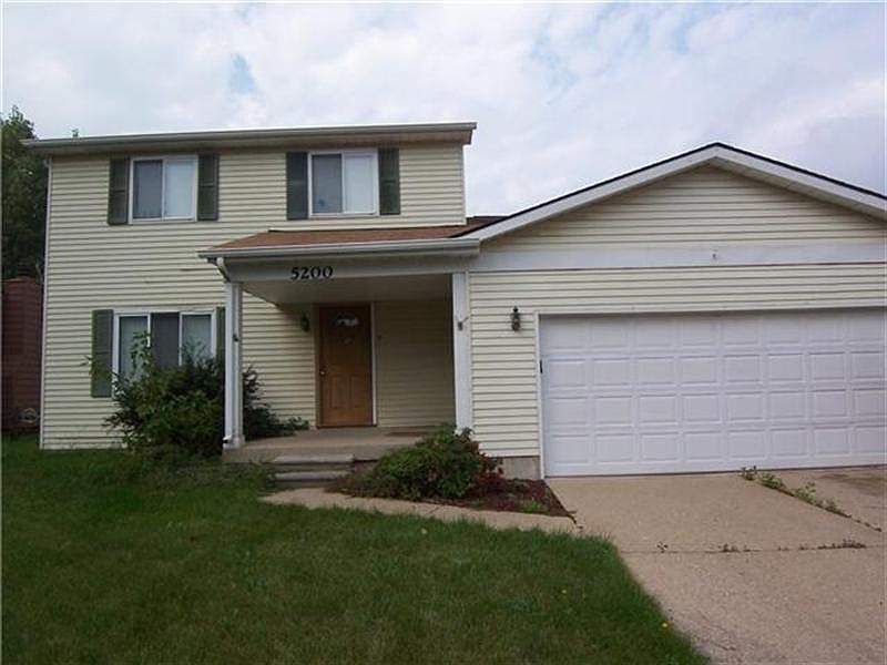 1st image of 5200 Crestwood Dr