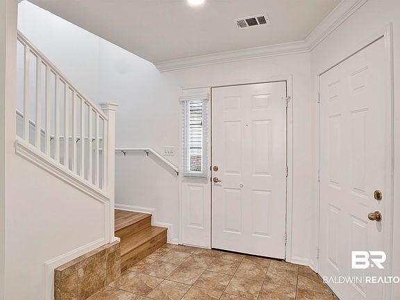 4th image of 1517 Regency Rd