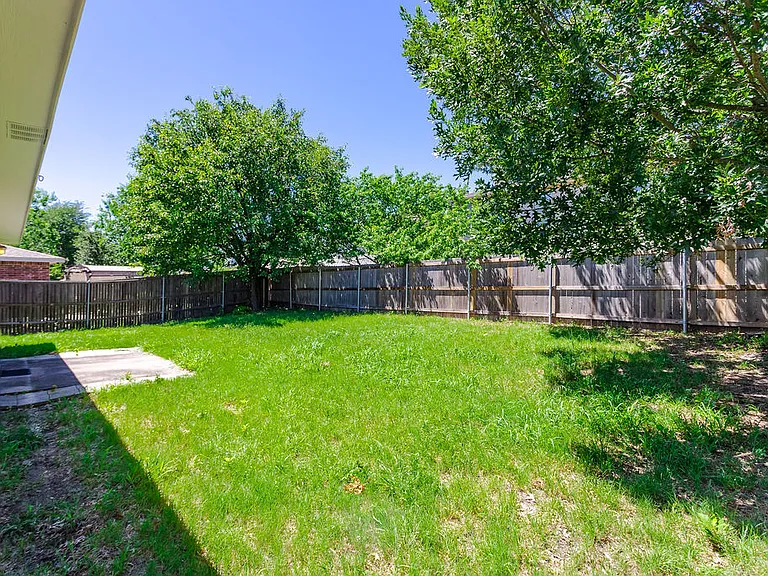 4606 Green Meadow Dr — Photo 25