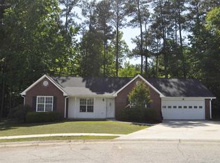 200 Kent Dr, Fayetteville, GA 30214