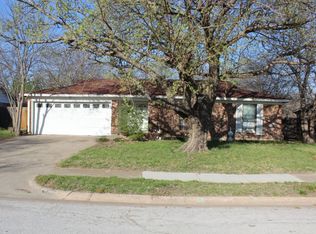 633 Ruidoso Dr, Saginaw, TX 76179