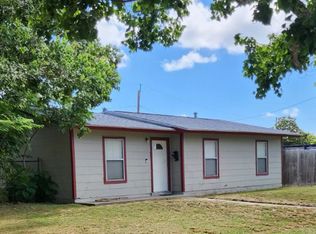 4030 King Richard Dr, Corpus Christi, TX 78411