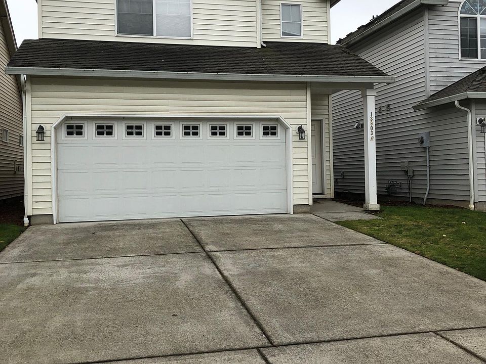 1st image of 13903 NE 63rd St