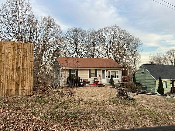 3rd image of 189 Coram Rd