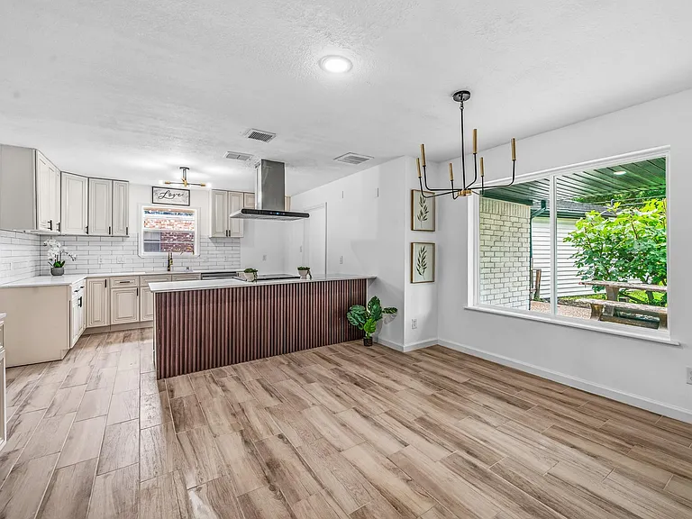 10622 Inwood Dr — Photo 12