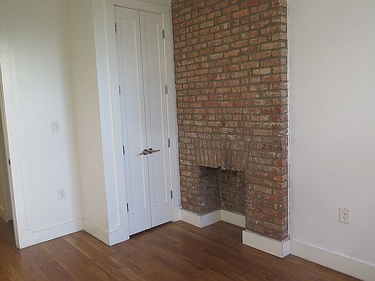 5th image of 94 Lewis Ave #1GARDEN