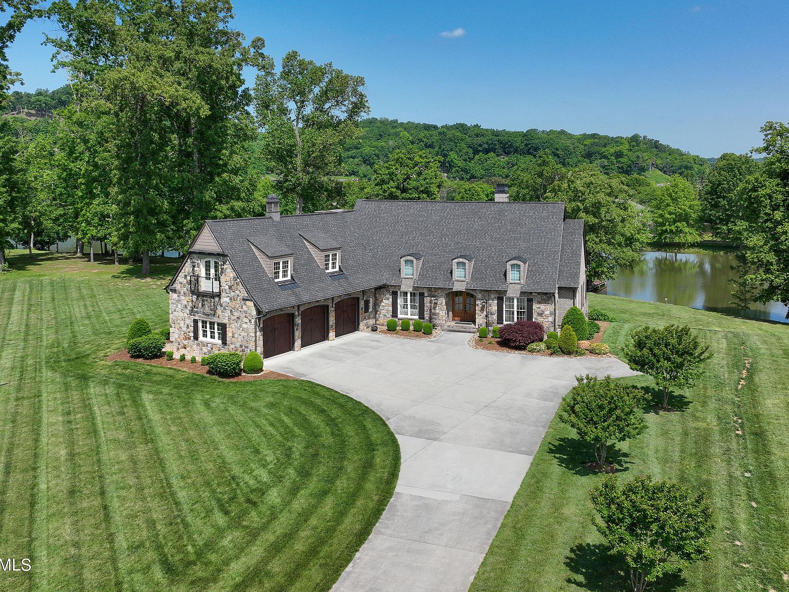 3829 Jackson Bend Dr, Louisville, TN 37777 Zillow