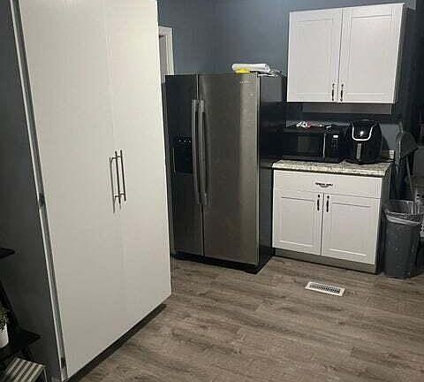 3rd image of 2342 Grand Oaks Ln