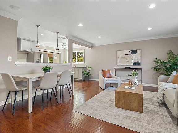 4th image of 2130 Tampa Way