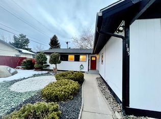 185 Hunter Lake Dr, Reno, NV 89509