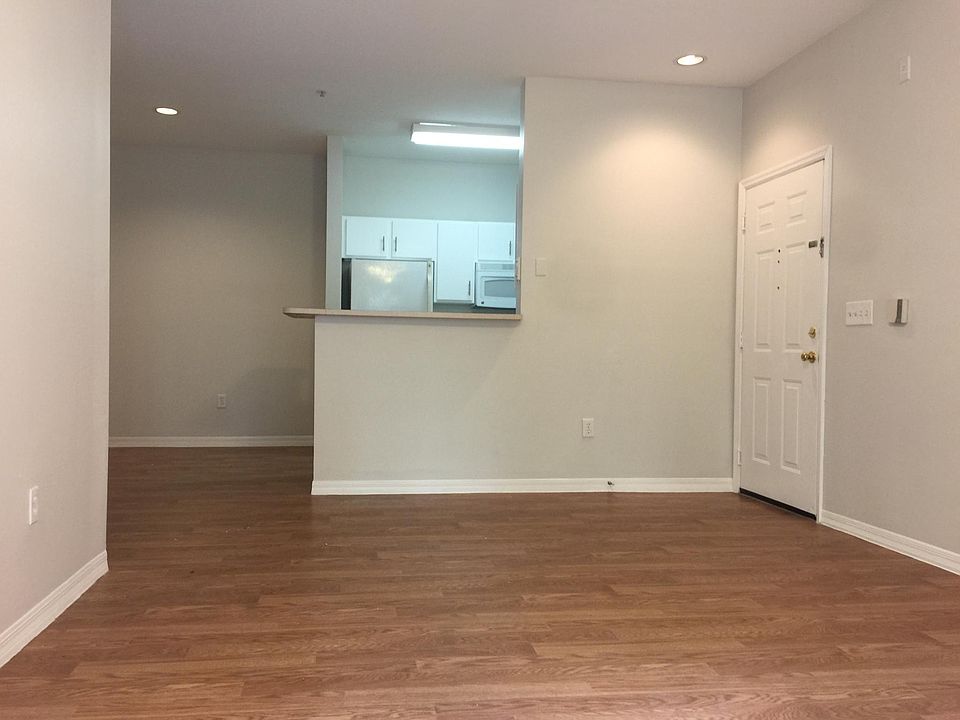 1st image of 1810 E Palm Ave APT 1109