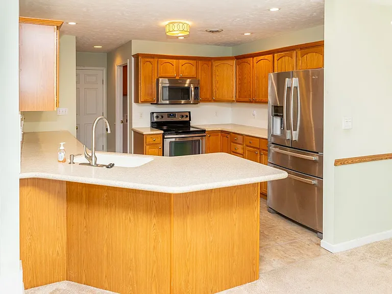 121 Creekwood Way — Photo 8