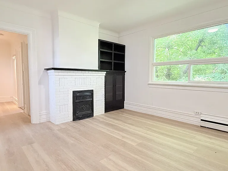 537 Confederation St #7 — Photo 5