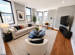 840 Mount Prospect Ave Floor 3, Newark, NJ 07104