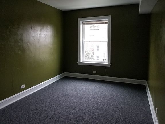 5th image of 1108 N Lawler Ave
