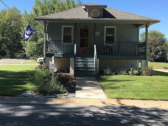 5th image of 319 Central Ave