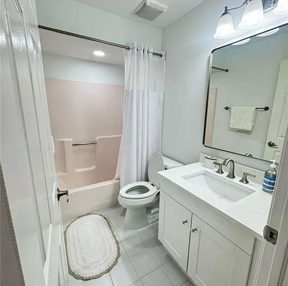 529 Mardel Dr #311 — Photo 6