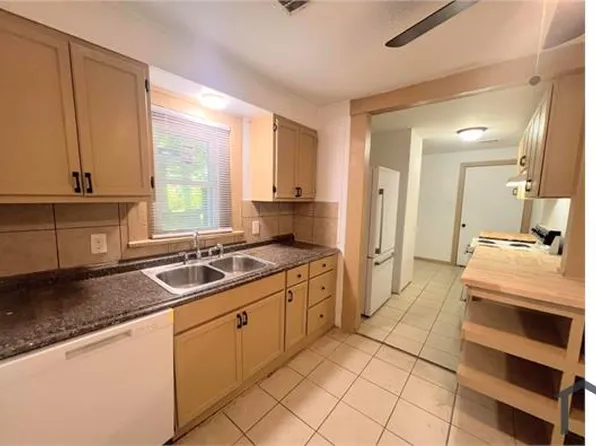 316 W 20th St, North Little Rock, AR 72114