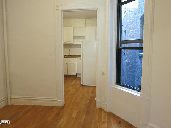 5th image of 792 9th Ave APT 3RN
