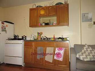 Rented by Lucky Apt Inc