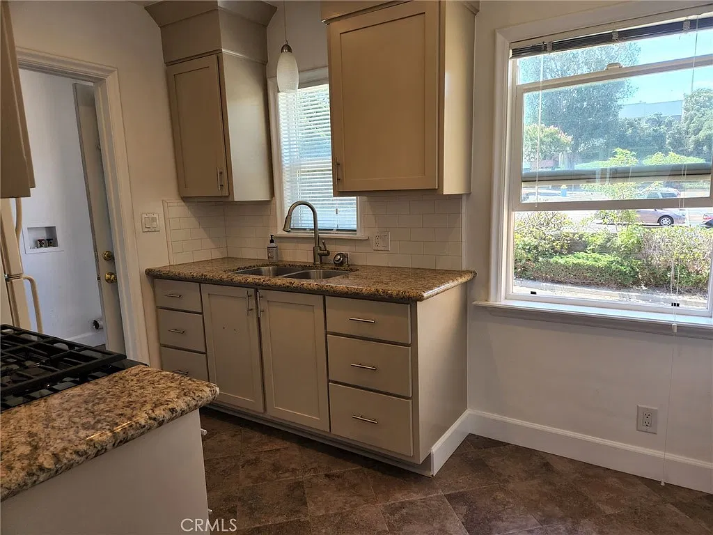 1 bed, 534 sqft, $2,100 — Photo 4
