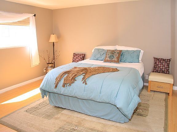 Bedroom Right