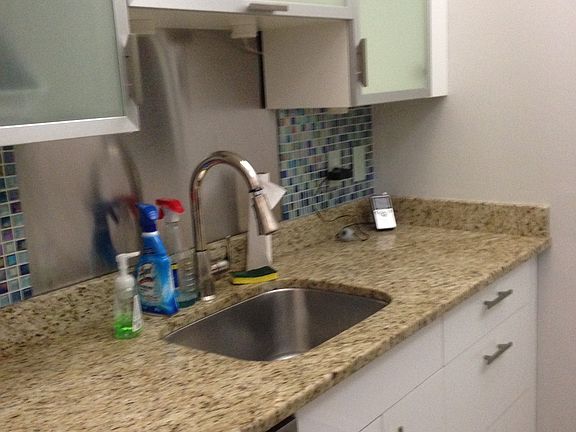 Kitchen Granite NEW DW