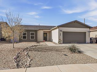 7030 Aretha Way, Las Cruces, NM 88012