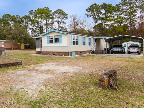3rd image of 1602 Pelican Place SW