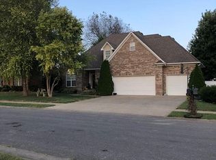 2640 Danhaven Dr, Bowling Green, KY 42104
