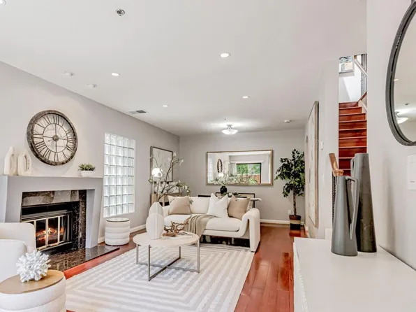 907 Cowper St, Palo Alto, CA 94301