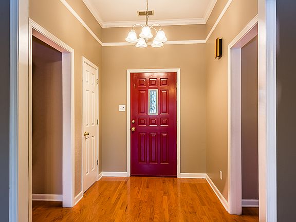 3rd image of 8429 Stone Wood Cv W