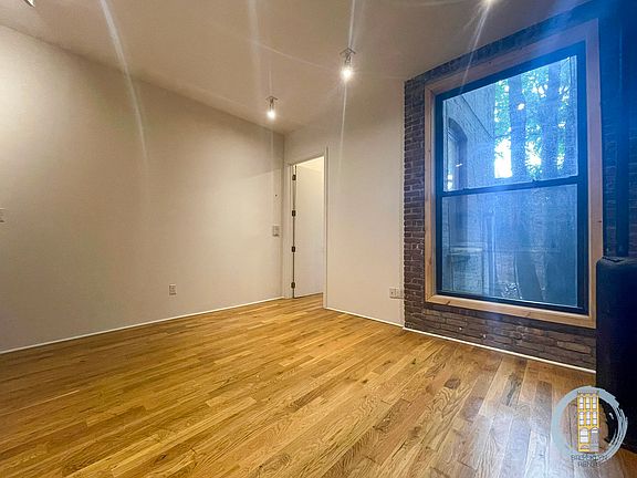 4th image of 62 New York Ave #1FR