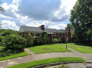 2901 Staunton Rd, Huntington, WV 25702
