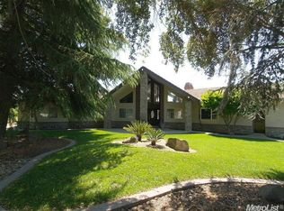 26654 E Narcissus Way, Escalon, CA 95320