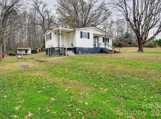 1510 1st Street Pl SE, Hickory, NC 28602