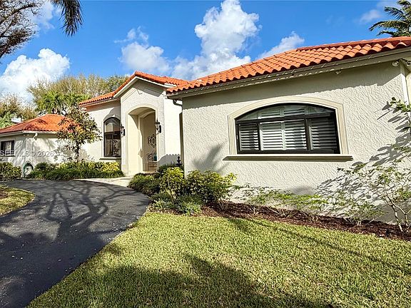 3rd image of 12391 SW 75th St