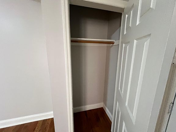 5th image of 119 Roosevelt Ave #3E