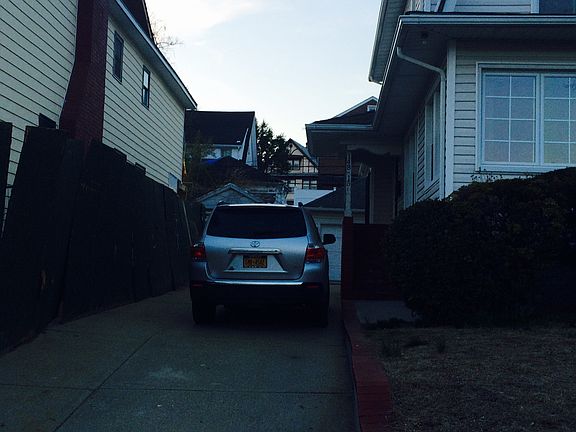 3rd image of 14815 87th Ave