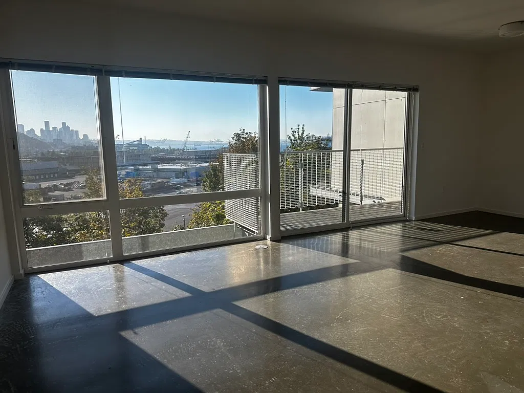 2 bed, 920 sqft, $2,795 — Photo 3